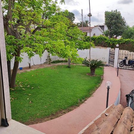 Villa Rita Apartament & Rooms Fontane Bianche Exterior foto