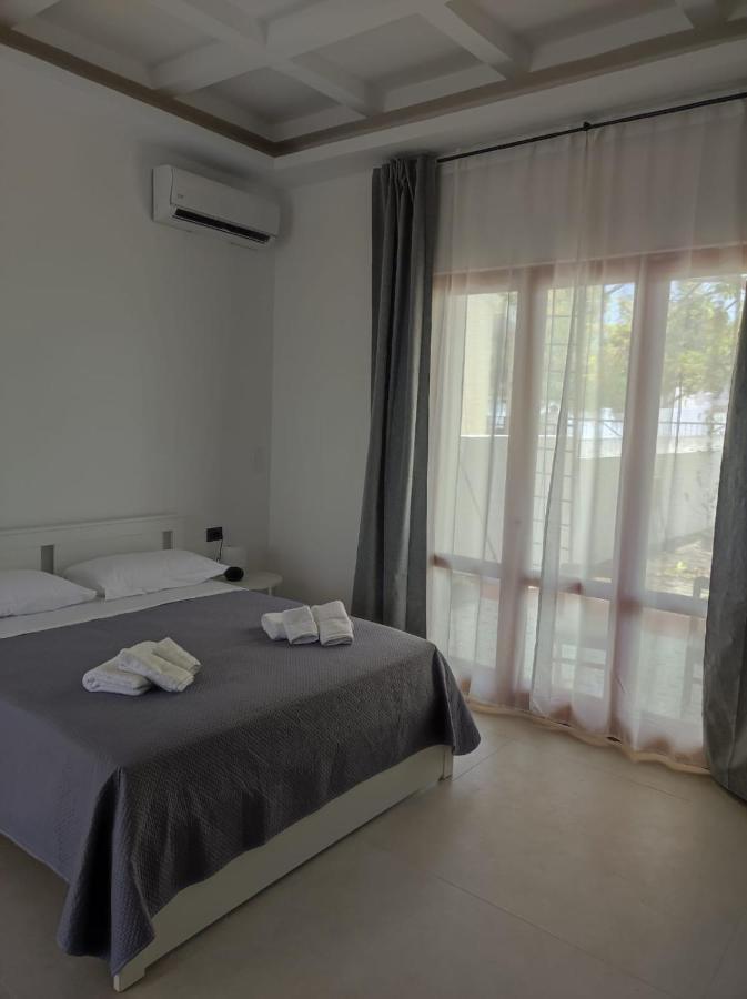 Villa Rita Apartament & Rooms Fontane Bianche Exterior foto